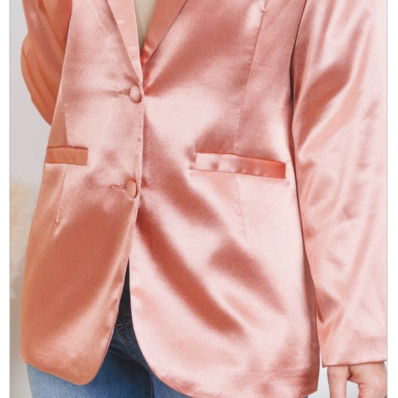 LAST 1❗🎀HP🎀 BLUE BLUSH Vintage Blush Satin Blazer - Picture 4 of 7